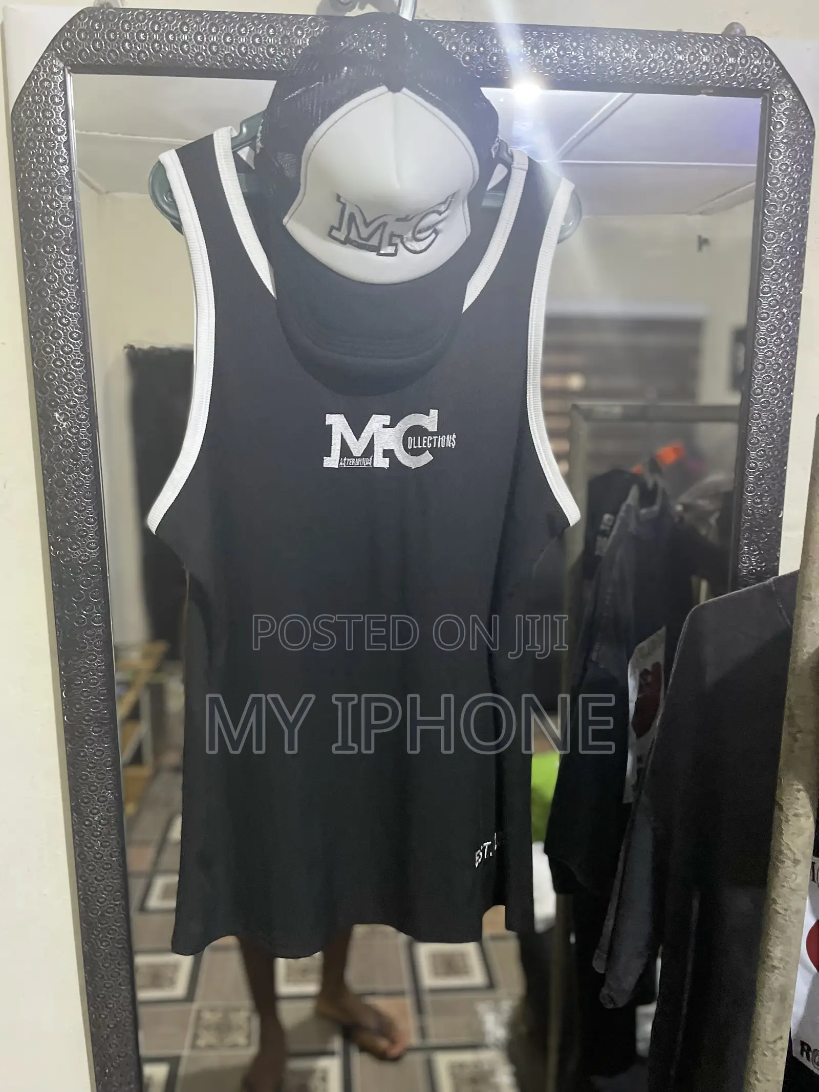 Singlets/ Tank Tops