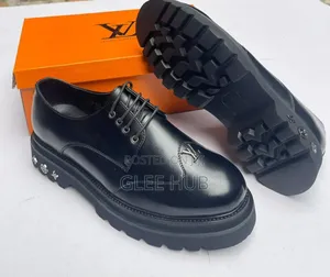 Lv Plain Leather Shoes