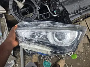 Headlight Q50 2015