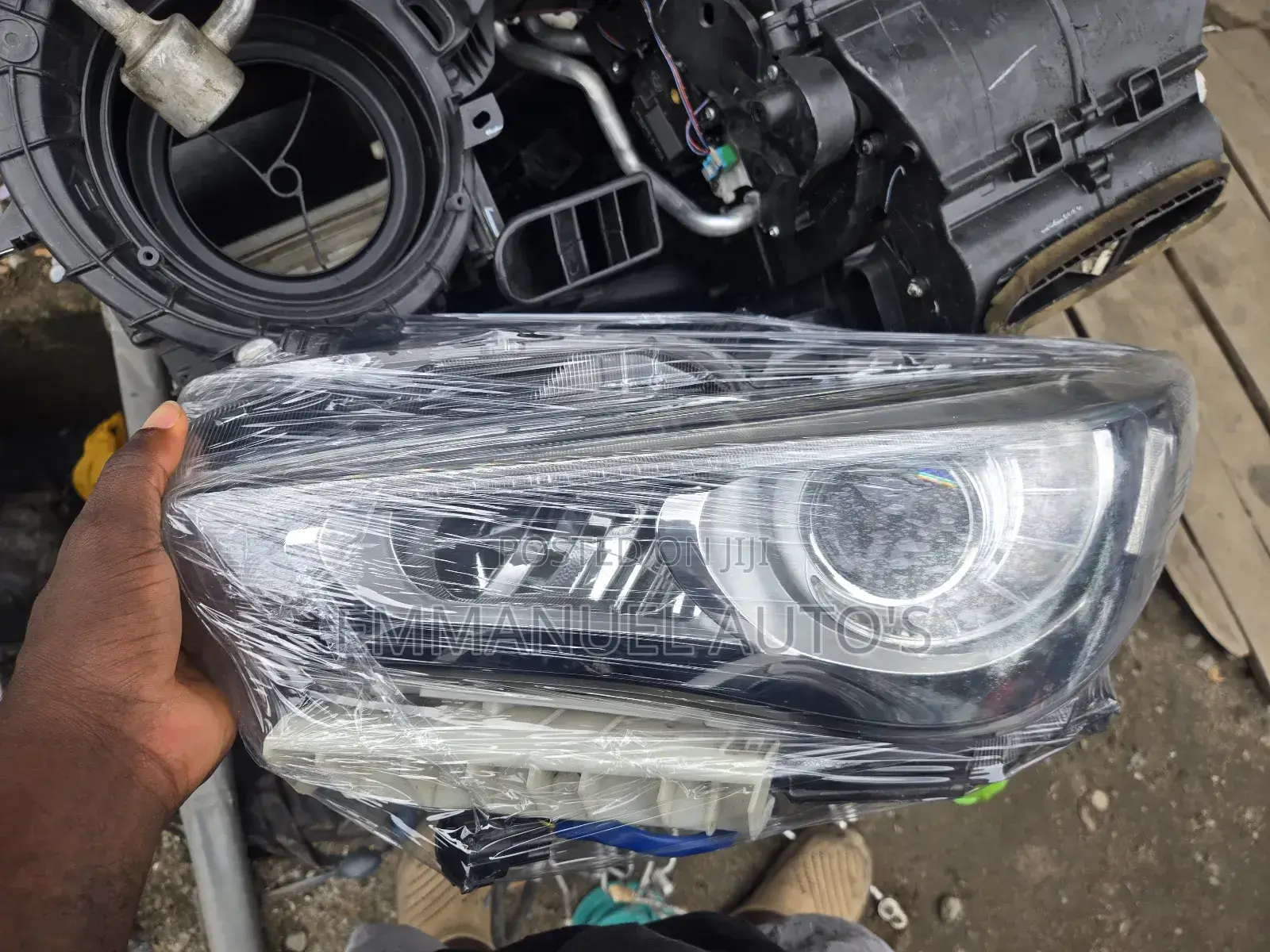 Headlight Q50 2015