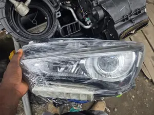 Headlight Q50 2015