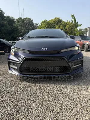 Toyota Corolla SE 2020 Blue