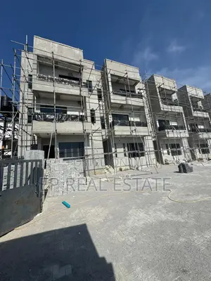 4bdrm Duplex in Guzape District for sale