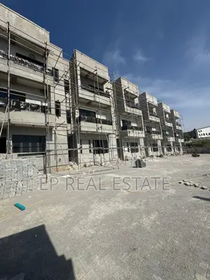 4bdrm Duplex in Guzape District for sale
