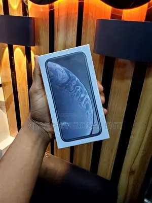 New Apple iPhone XR 64 GB White