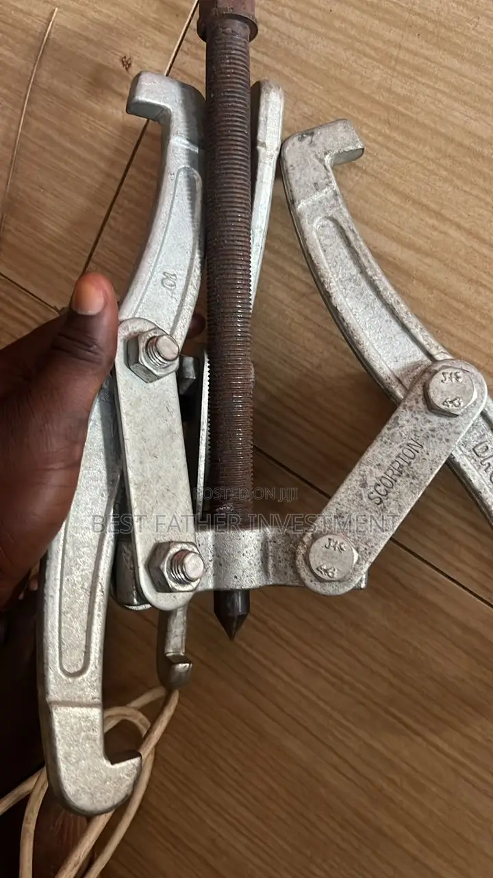 12” Durable Bearing Pulley/Puller
