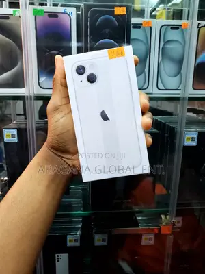 New Apple iPhone 13 256 GB Black