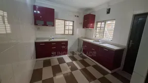 3bdrm Duplex in Magodo Phase 1 for rent