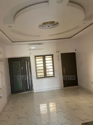 2bdrm Block of Flats in Oreofe, Akala Express for rent
