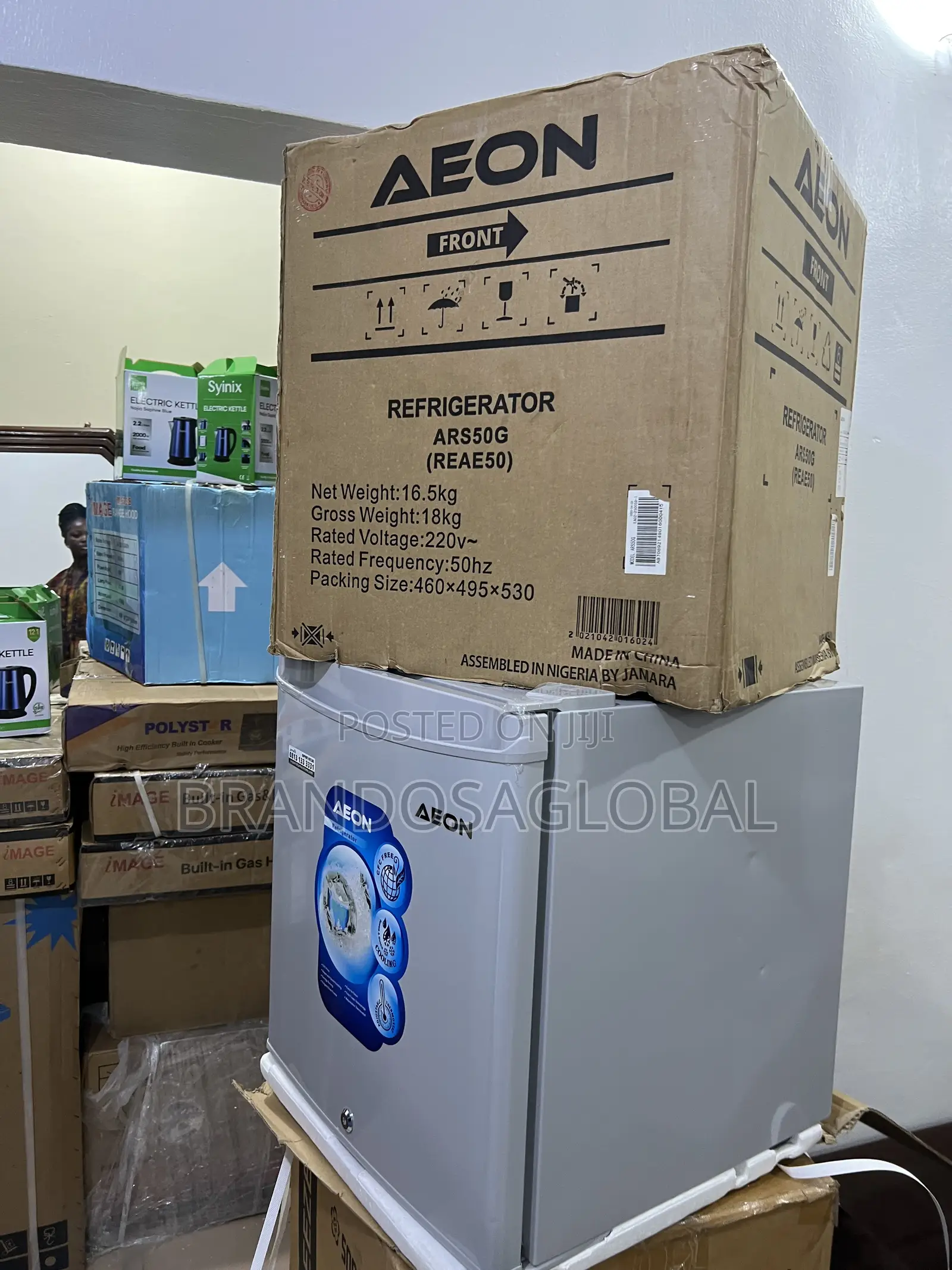 Aeon Ars50g 45l Bedside Fridge With Spacious Interior