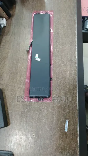 Lenovo Y520 Laptop Battery
