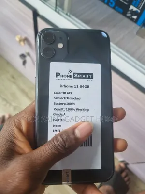 Apple iPhone 11 64 GB Black