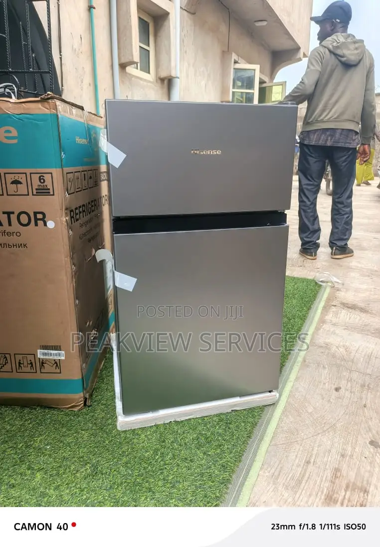 Ref-120dr Hisense 87l Double Compartment Fridge