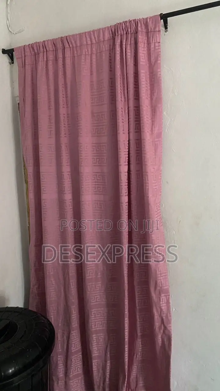 Pink Curtains(2 Pieces)