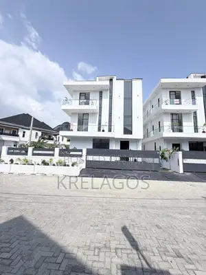 5bdrm Duplex in Orchid, Chevron for sale