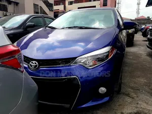 Toyota Corolla S 4dr Sedan (1.8L 4cyl CVT) 2016 Blue