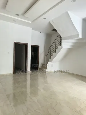 4bdrm Townhouse / Terrace in VGC / Ajah for rent