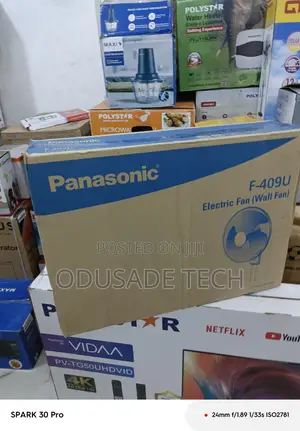 Panasonic F-409u Wall Fan—Well Preserved