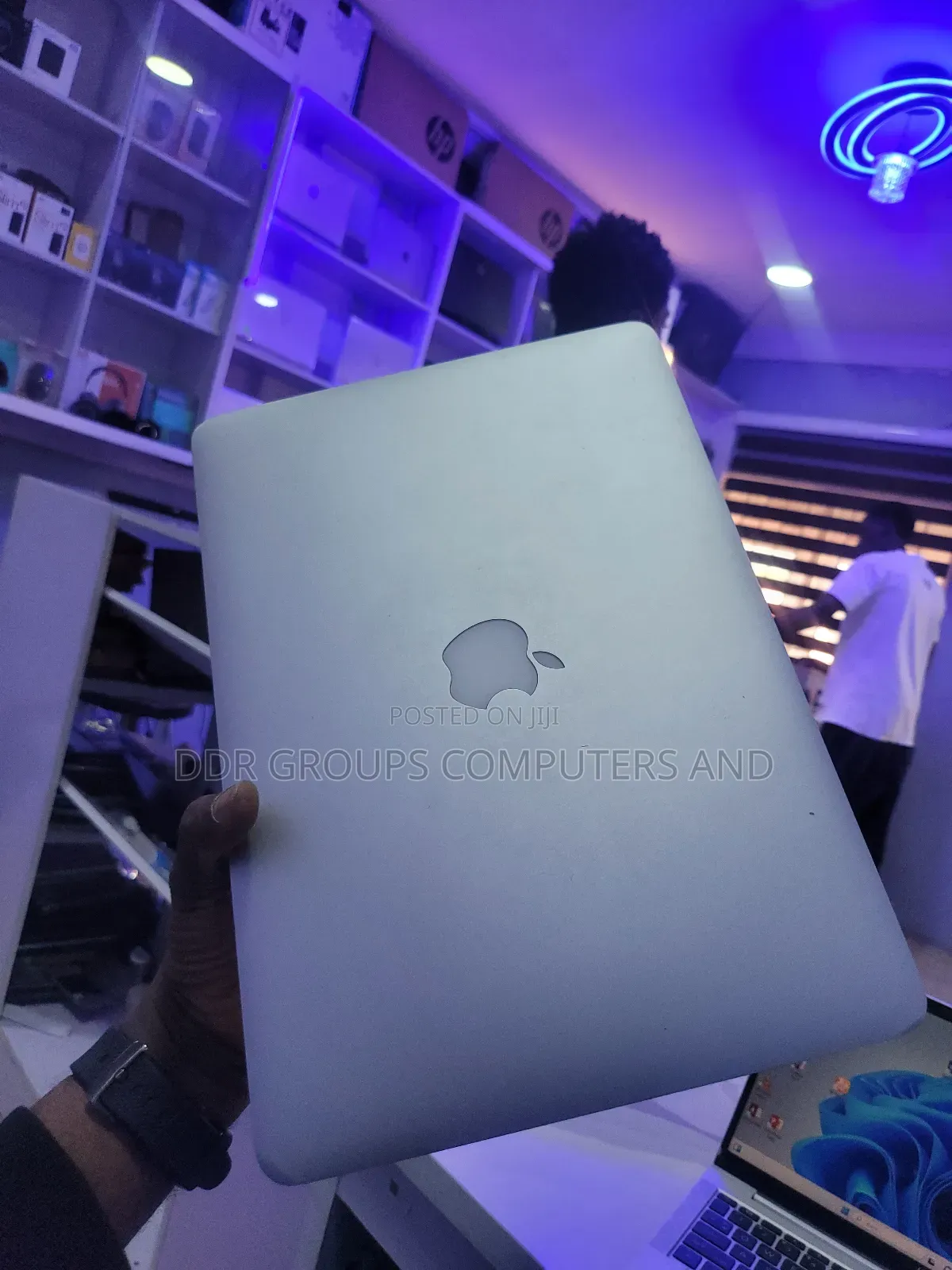 Laptop Apple MacBook 2017 8GB Intel Core I5 SSD 128GB