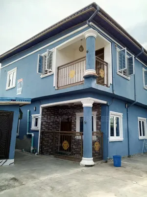 6bdrm Block of Flats in Malete By Beachwood, Lakowe for sale