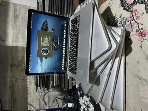 Laptop Apple MacBook Pro 2015 16GB Intel Core i5 SSD 256GB