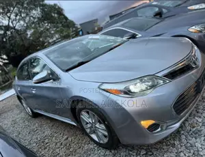 Toyota Avalon XLE FWDSedan (3.6L 6cyl 6A) 2016 Silver