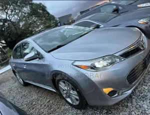 Toyota Avalon XLE FWDSedan (3.6L 6cyl 6A) 2016 Silver