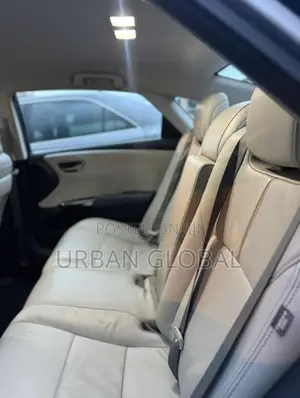 Toyota Avalon XLE FWDSedan (3.6L 6cyl 6A) 2016 Silver