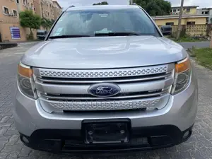 Ford Explorer 2013 Silver