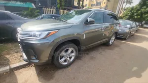 Toyota Highlander 2018 Gray