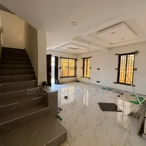 4bdrm Duplex in Lekki for sale