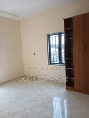3bdrm Block of Flats in News Engineering, Dawaki for rent