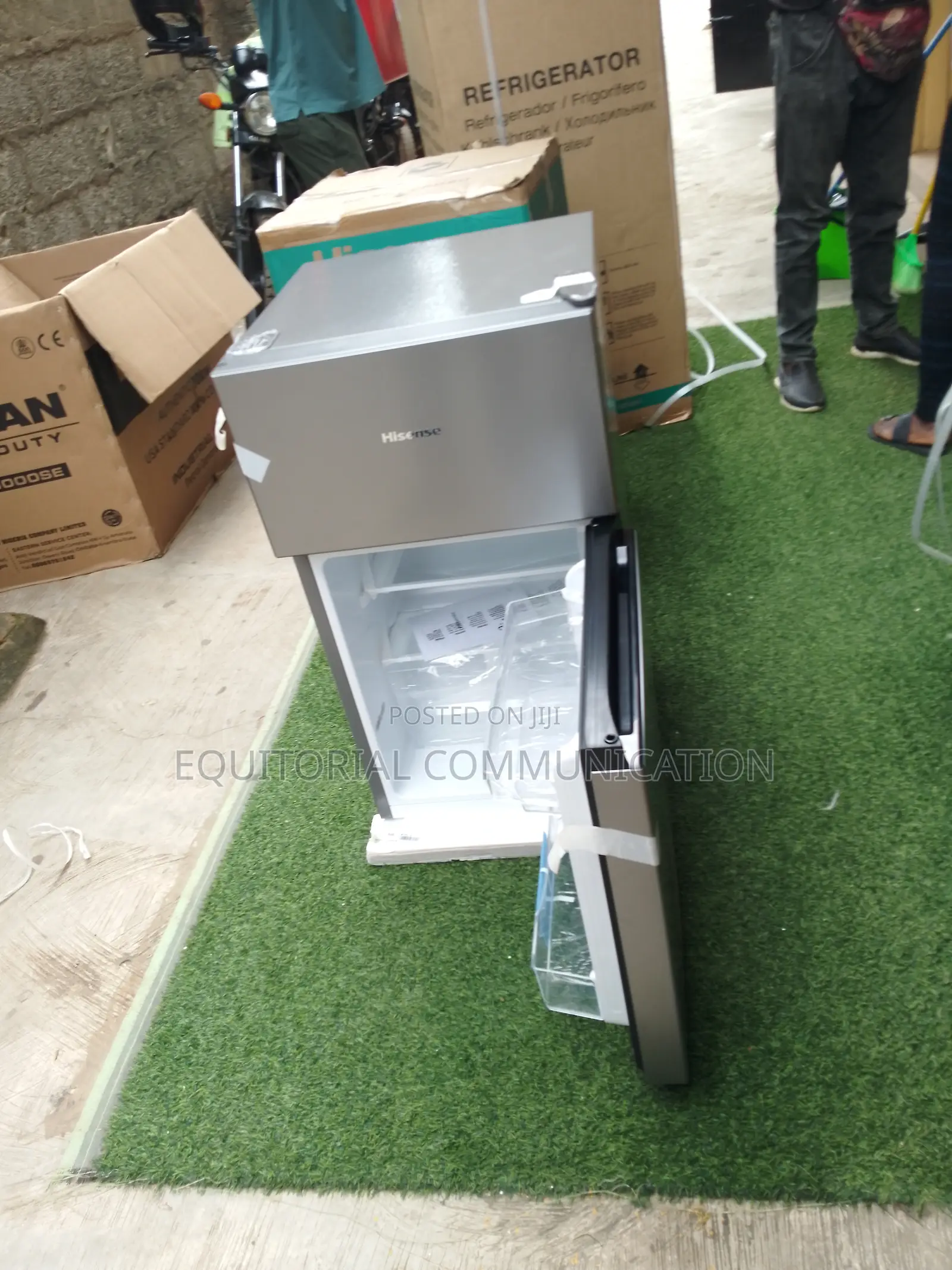 Hisense 87l Two-Door Refrigerator for Home Office