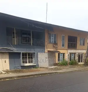4bdrm Duplex in D-Line for sale