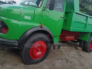 Mercedes-Benz 1990 Green