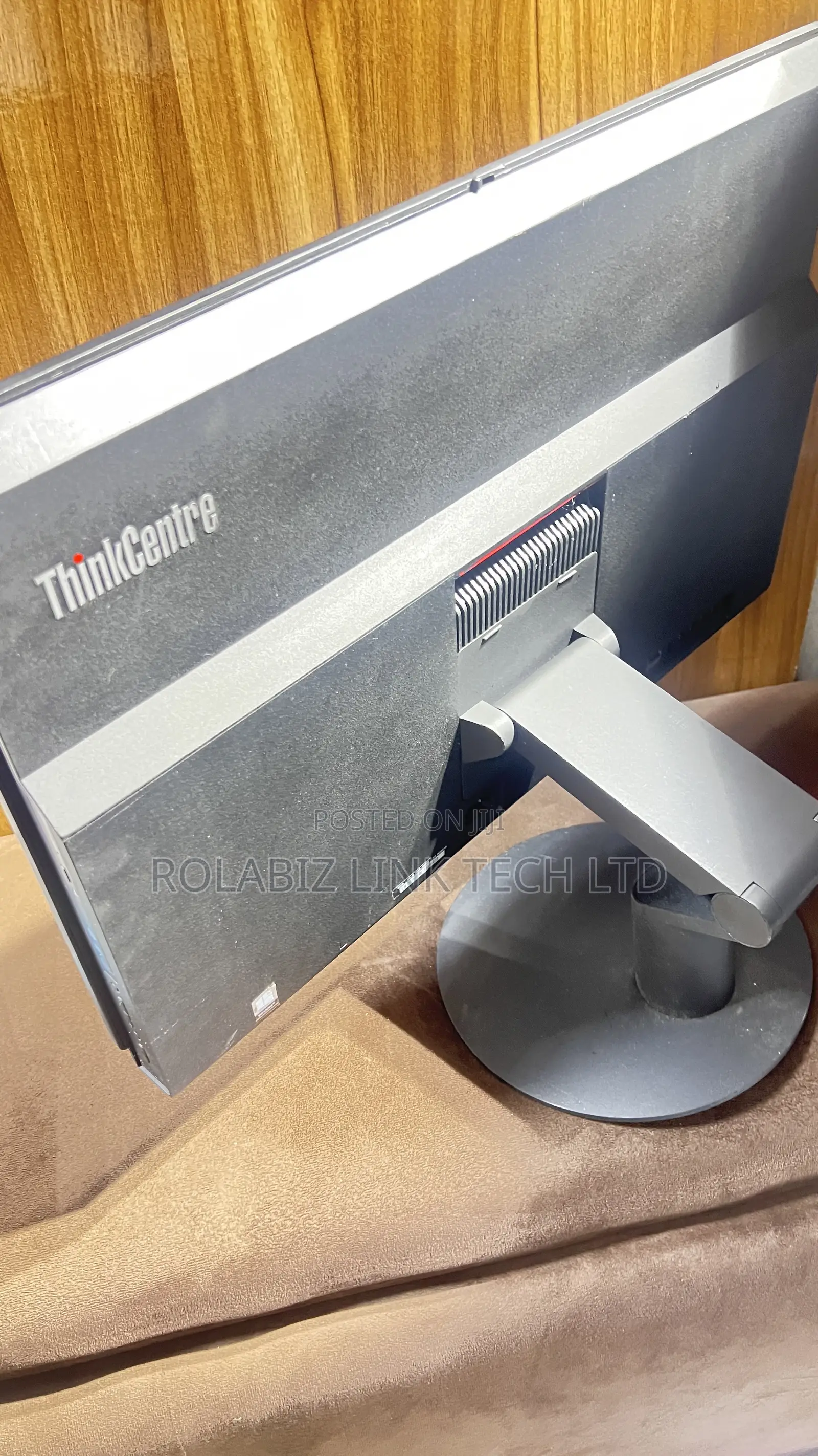Lenovo ThinkCentre M810z AIO 8GB Intel Core I5 SSD 512GB