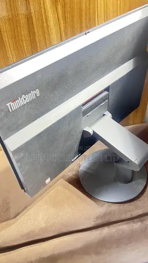 Lenovo ThinkCentre M810z AIO 8GB Intel Core I5 SSD 512GB