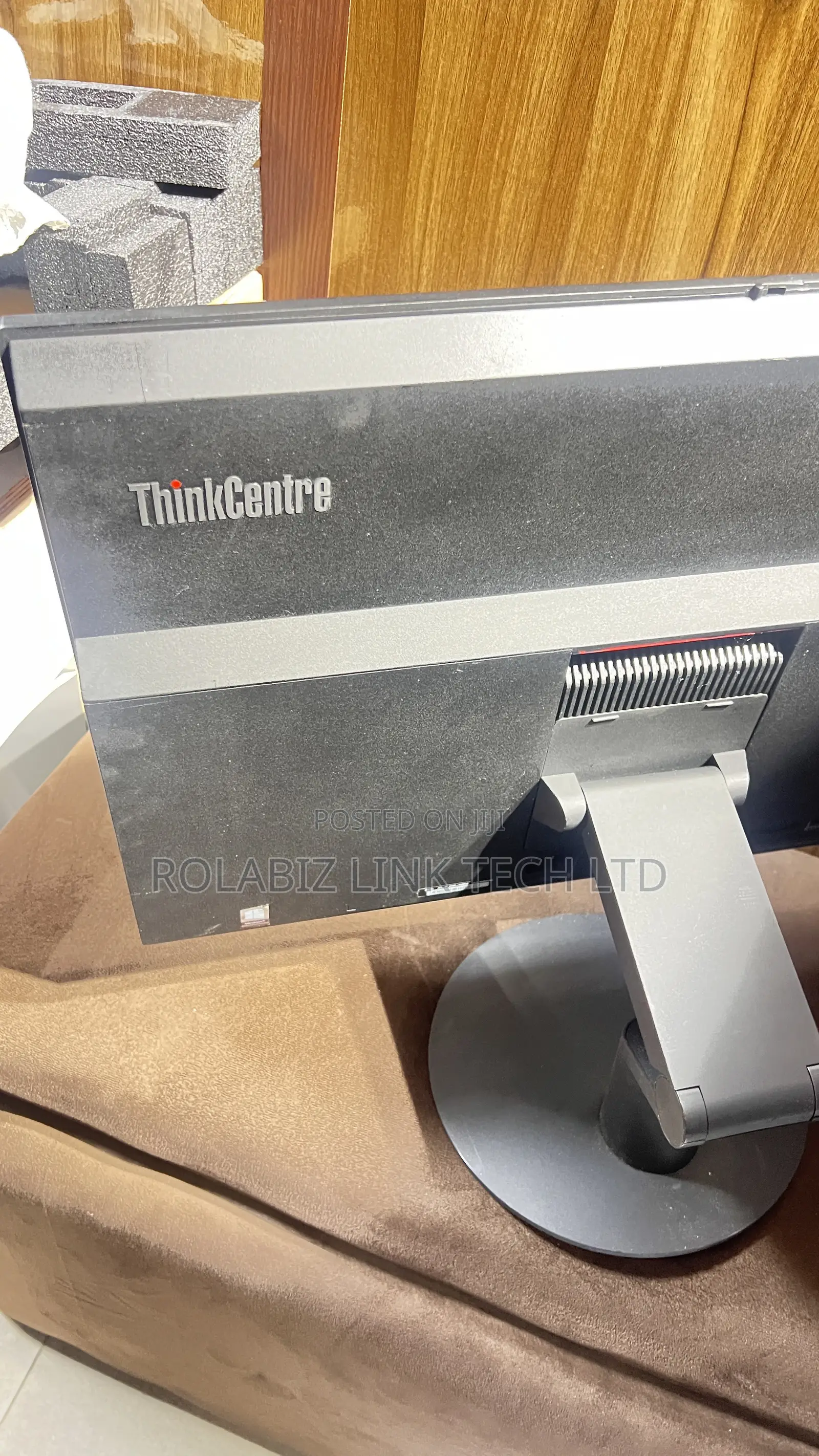 Lenovo ThinkCentre M810z AIO 8GB Intel Core I5 SSD 512GB
