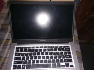 Laptop Asus 1015E 8GB Intel Core I5 HDD+SSD 256GB