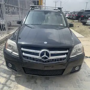 Mercedes-Benz GLK-Class 2010 Black