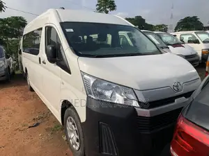 Toyota HiAce 2020 White