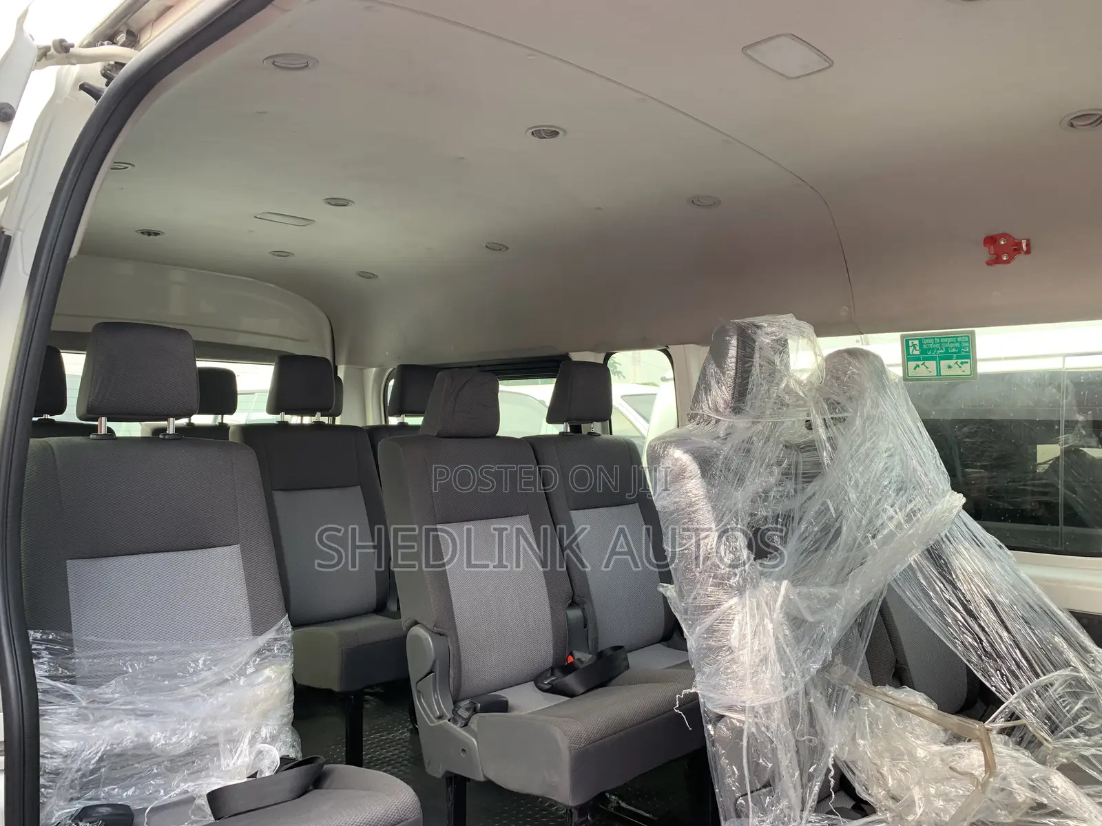 Toyota HiAce 2021 White