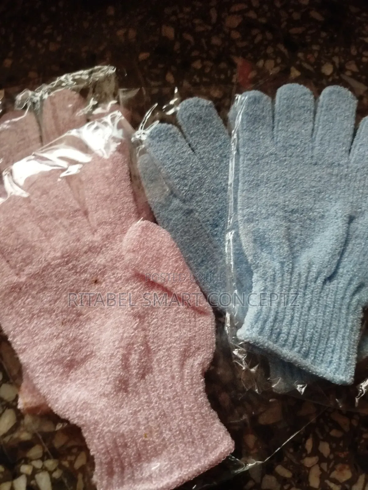 Exfoliating Bathing Gloves