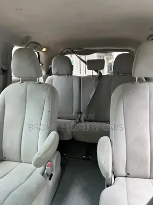 Toyota Sienna 2013 White