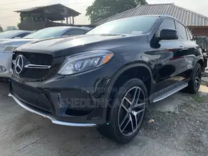 Mercedes-Benz GLE-Class 2017 Black