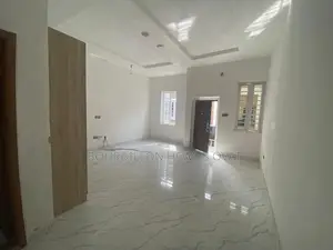 4bdrm Duplex in Harris Drive By Vgc for rent