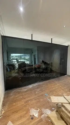 Glass Partition Excellence