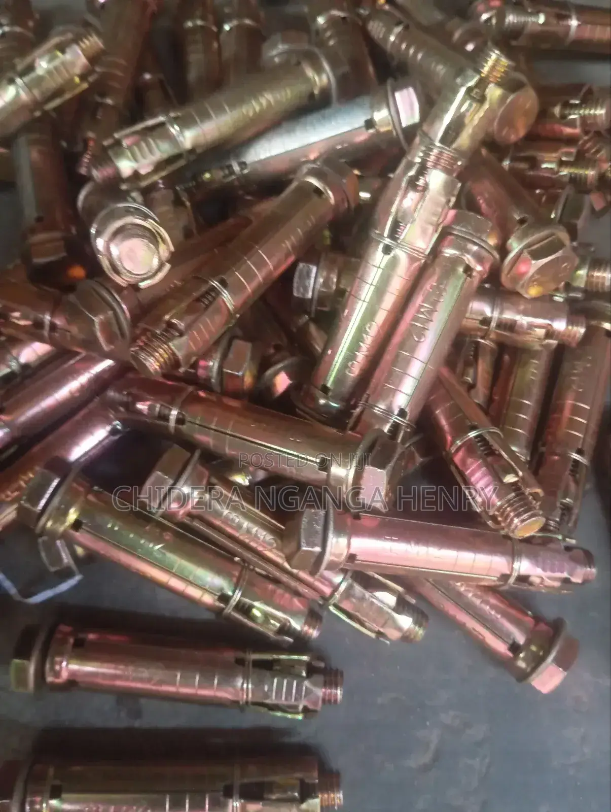 M16 Expansion Bolt