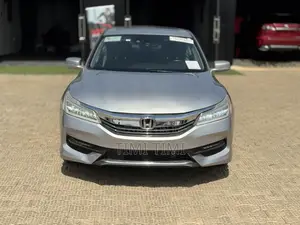 Honda Accord Touring V6 4dr Sedan FWD (3.5L 6cyl 6A) 2017 Silver