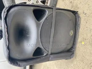 Powered Speakers With Wireless Microphones for Sell